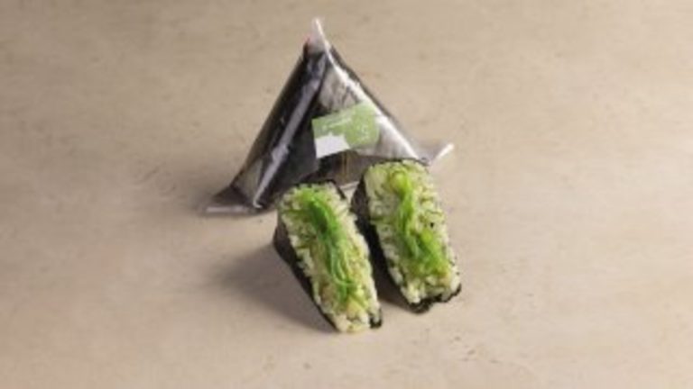 Онигири с чуккой